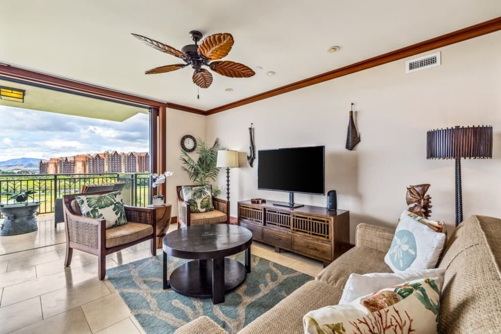 Condo in Kapolei · ★5.0 · 2 bedrooms · 4 beds · 2 private baths - Photo 4