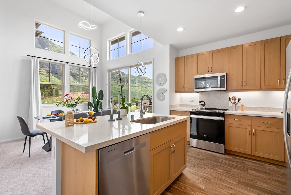Home in Waianae ยท โ
4.93 ยท 3 bedrooms ยท 5 beds ยท 2.5 private baths - Image 11