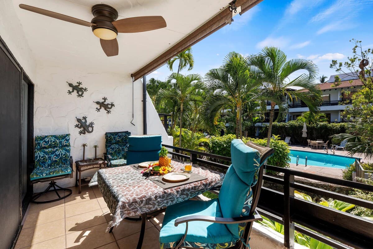 Condo in Kailua-Kona · ★4.8 · 1 bedroom · 2 beds · 1.5 private baths - Photo 3