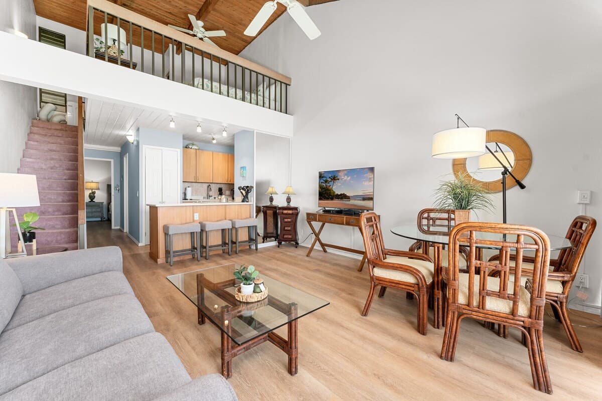 Condo in Kihei · ★4.8 · 2 bedrooms · 4 beds · 2 baths - Photo 3