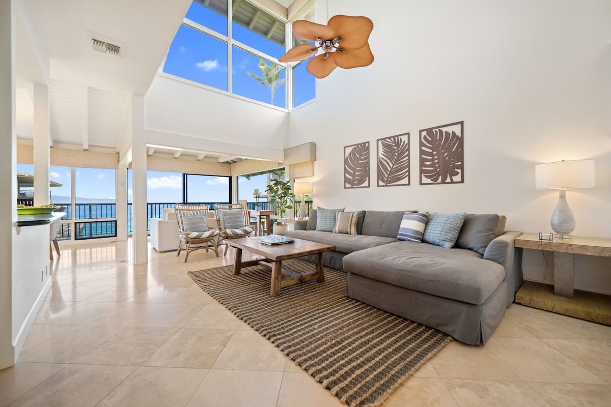 Condo in Lahaina · ★4.81 · 2 bedrooms · 3 beds · 3 baths - Photo 1