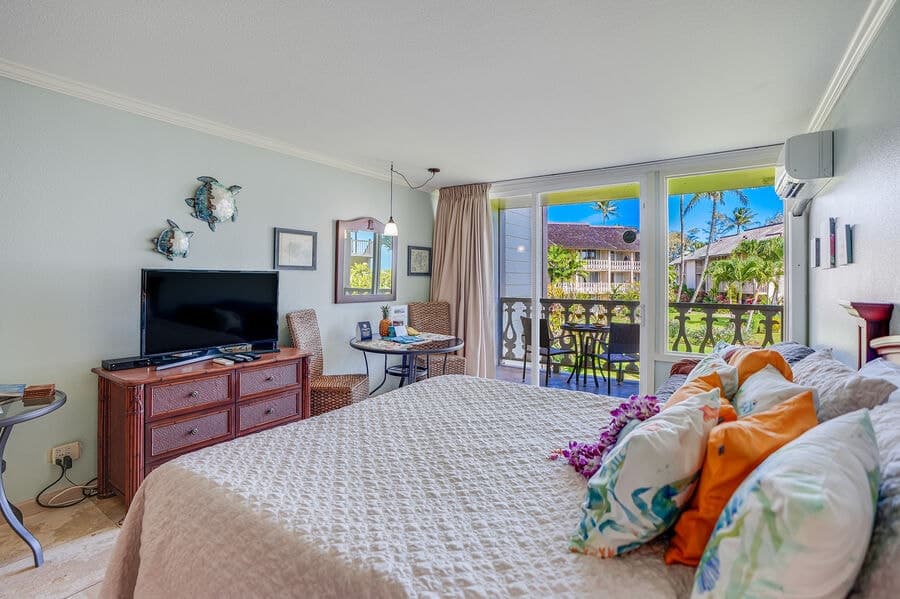 Condo in Kapaa · ★4.81 · 1 bedroom · 2 beds · 1 private bath - Photo 1