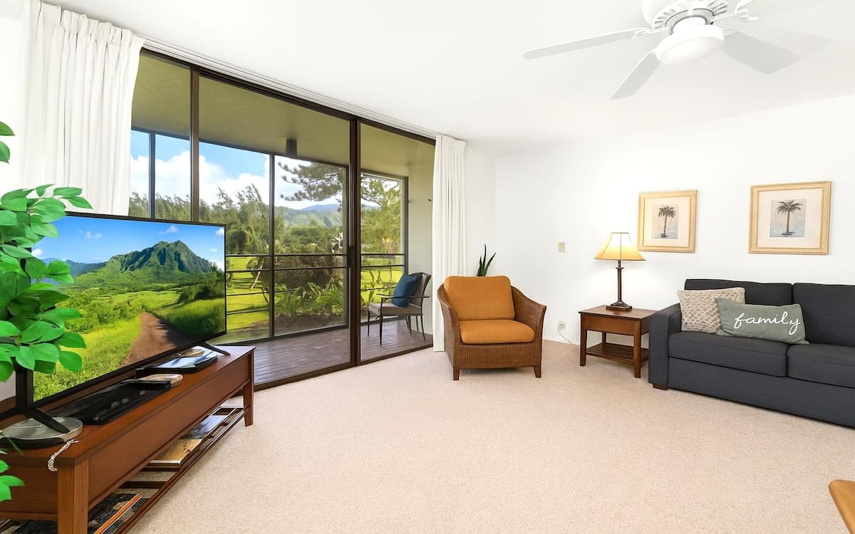 Condo in Kahuku · ★4.64 · 1 bedroom · 2 beds · 1 private bath - Photo 1