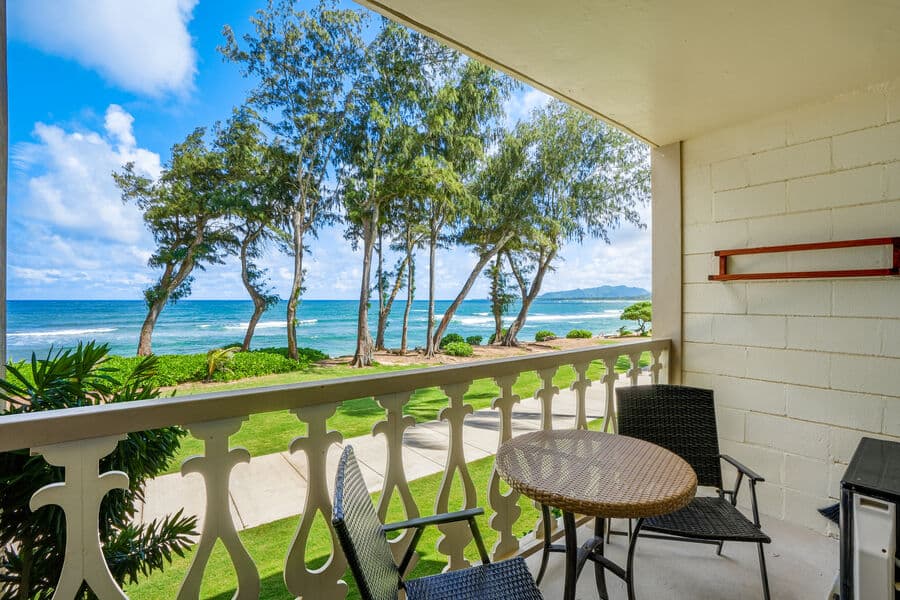 Condo in Kapaa · ★4.75 · 1 bedroom · 2 beds · 1 bath - Photo 1