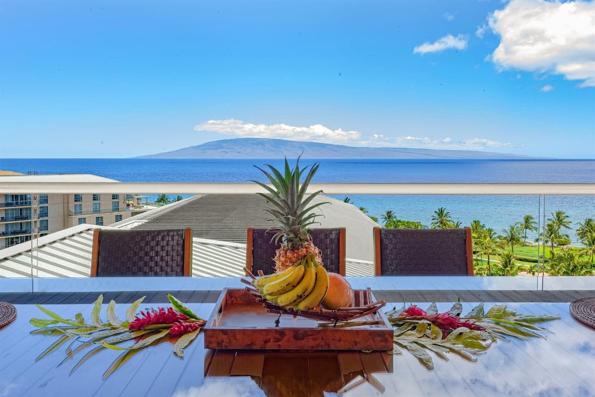 Condo in Kaanapali · ★5.0 · 3 bedrooms · 4 beds · 3.5 baths - Photo 1