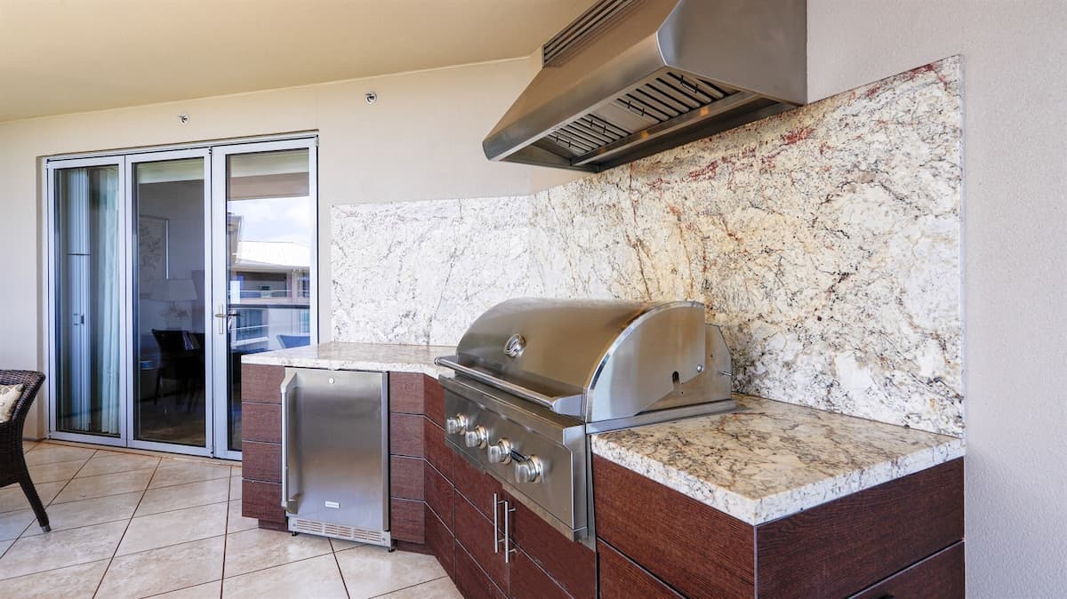Condo in Kaanapali · ★5.0 · 3 bedrooms · 4 beds · 3.5 baths - Photo 3