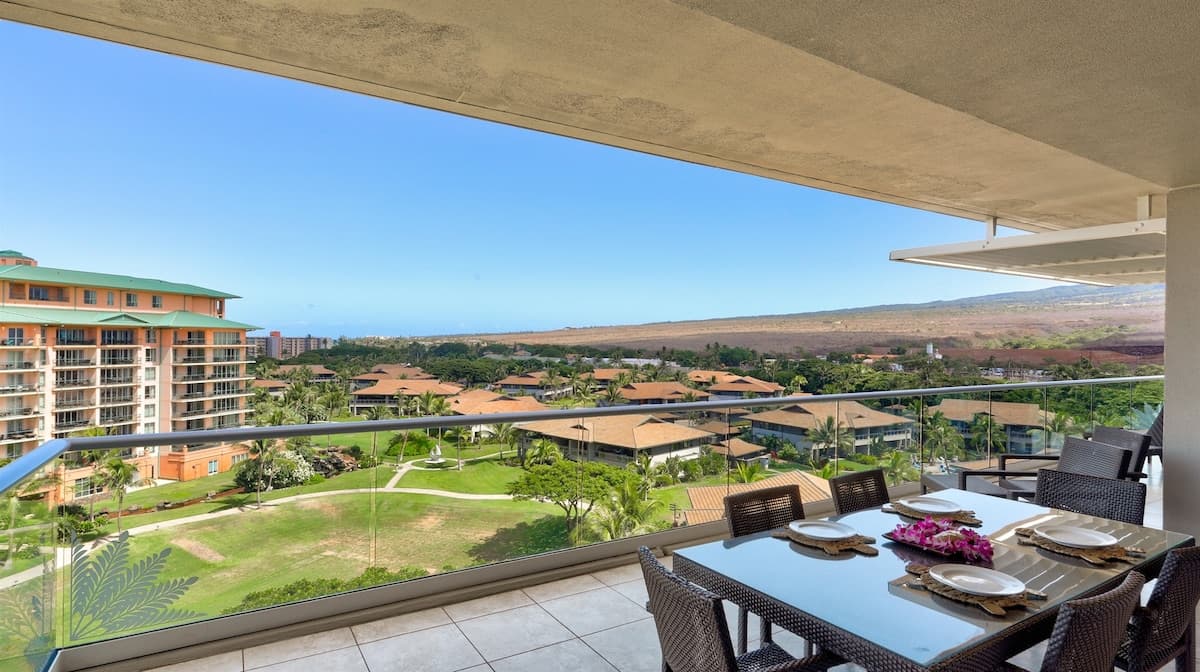 Condo in Kaanapali · ★4.59 · 2 bedrooms · 3 beds · 2 baths - Photo 4