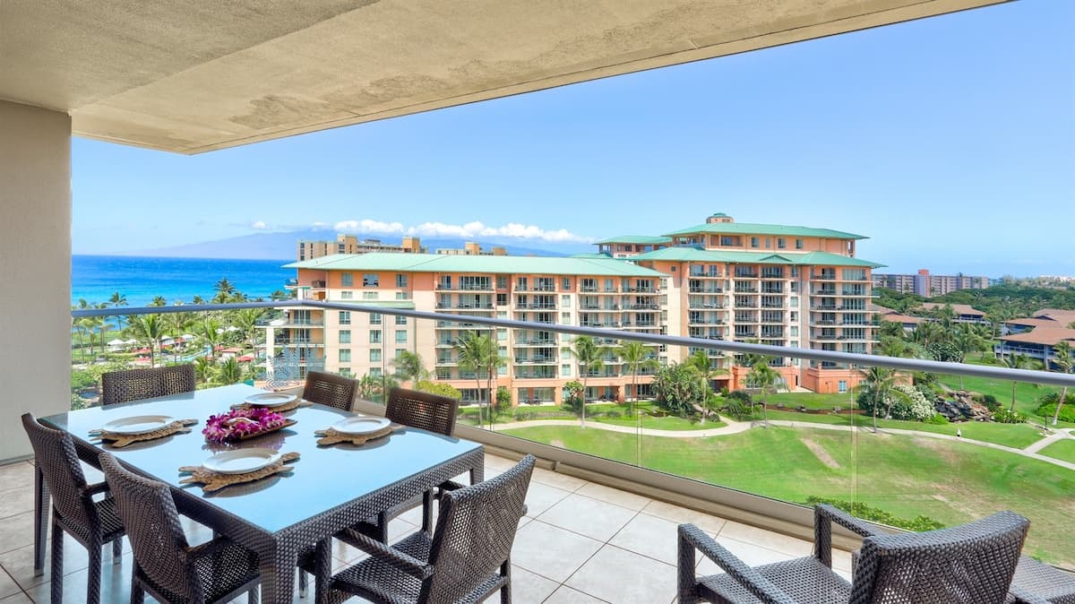 Condo in Kaanapali · ★4.59 · 2 bedrooms · 3 beds · 2 baths - Photo 3