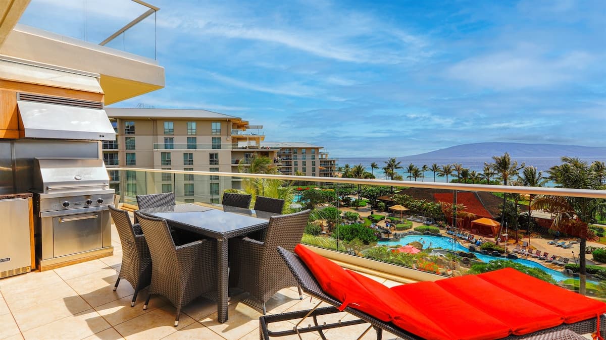 Condo in Kaanapali · ★5.0 · 2 bedrooms · 3 beds · 2.5 baths - Photo 1