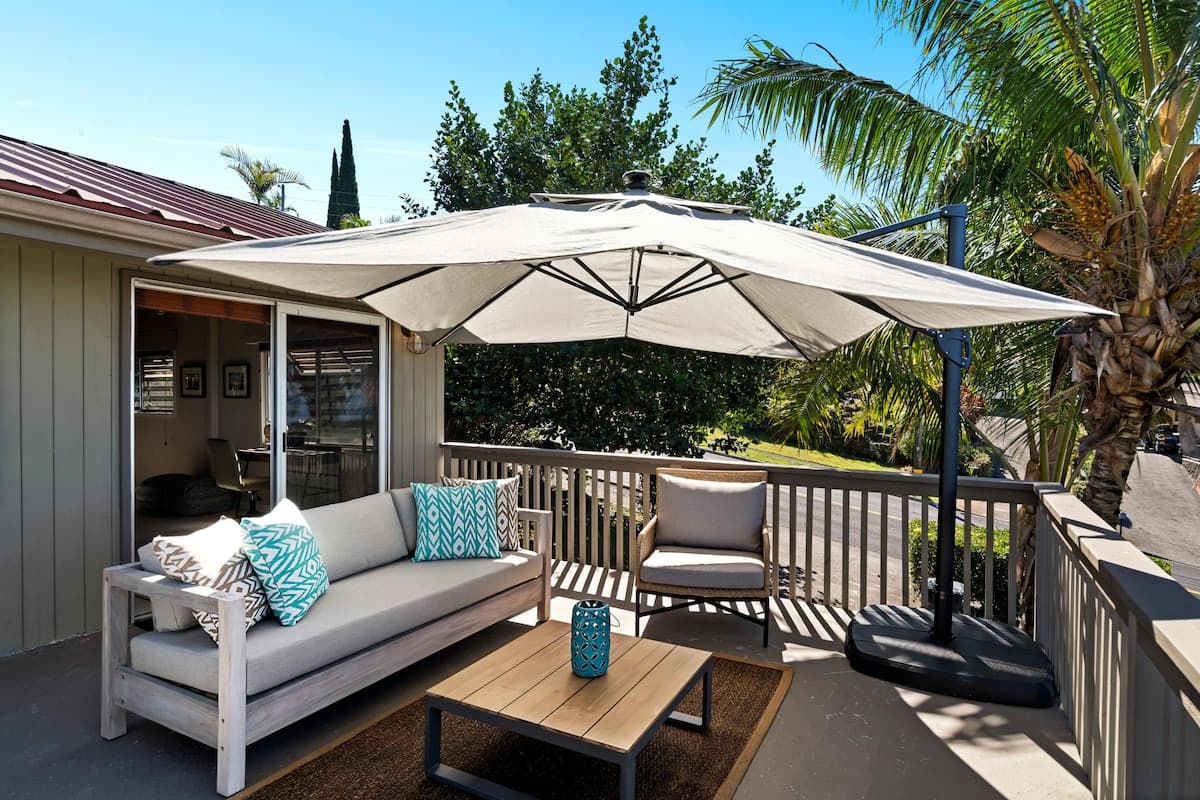 Home in Kealakekua · ★4.71 · 4 bedrooms · 5 beds · 3 private baths - Photo 3