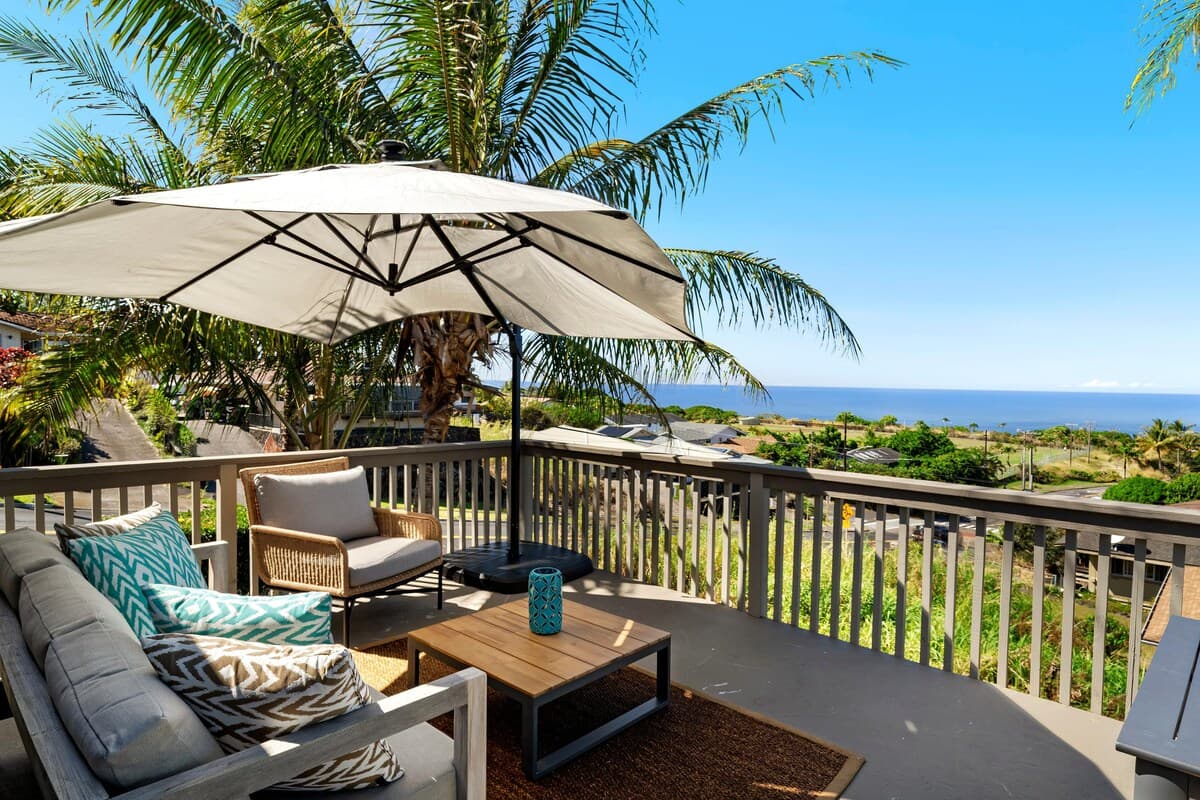 Home in Kealakekua · ★4.71 · 4 bedrooms · 5 beds · 3 private baths - Photo 2
