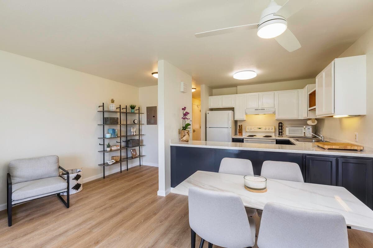 Condo in Kapaa · ★4.48 · 1 bedroom · 2 beds · 1 shared bath - Photo 4