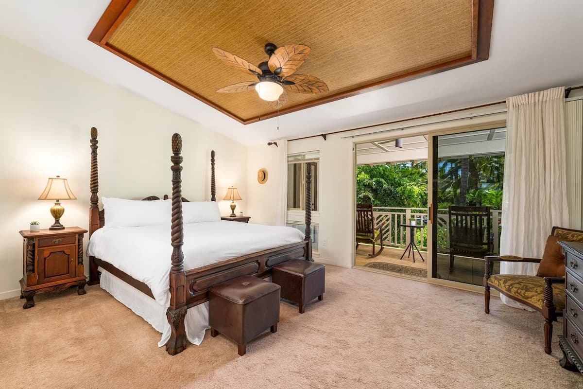 Townhouse in Waimea · ★4.8 · 3 bedrooms · 6 beds · 3 shared baths - Photo 1