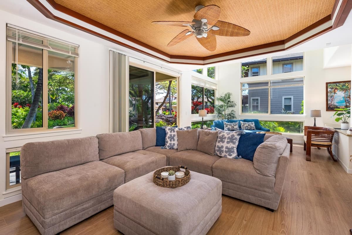 Townhouse in Waimea · ★4.8 · 3 bedrooms · 6 beds · 3 shared baths - Photo 4