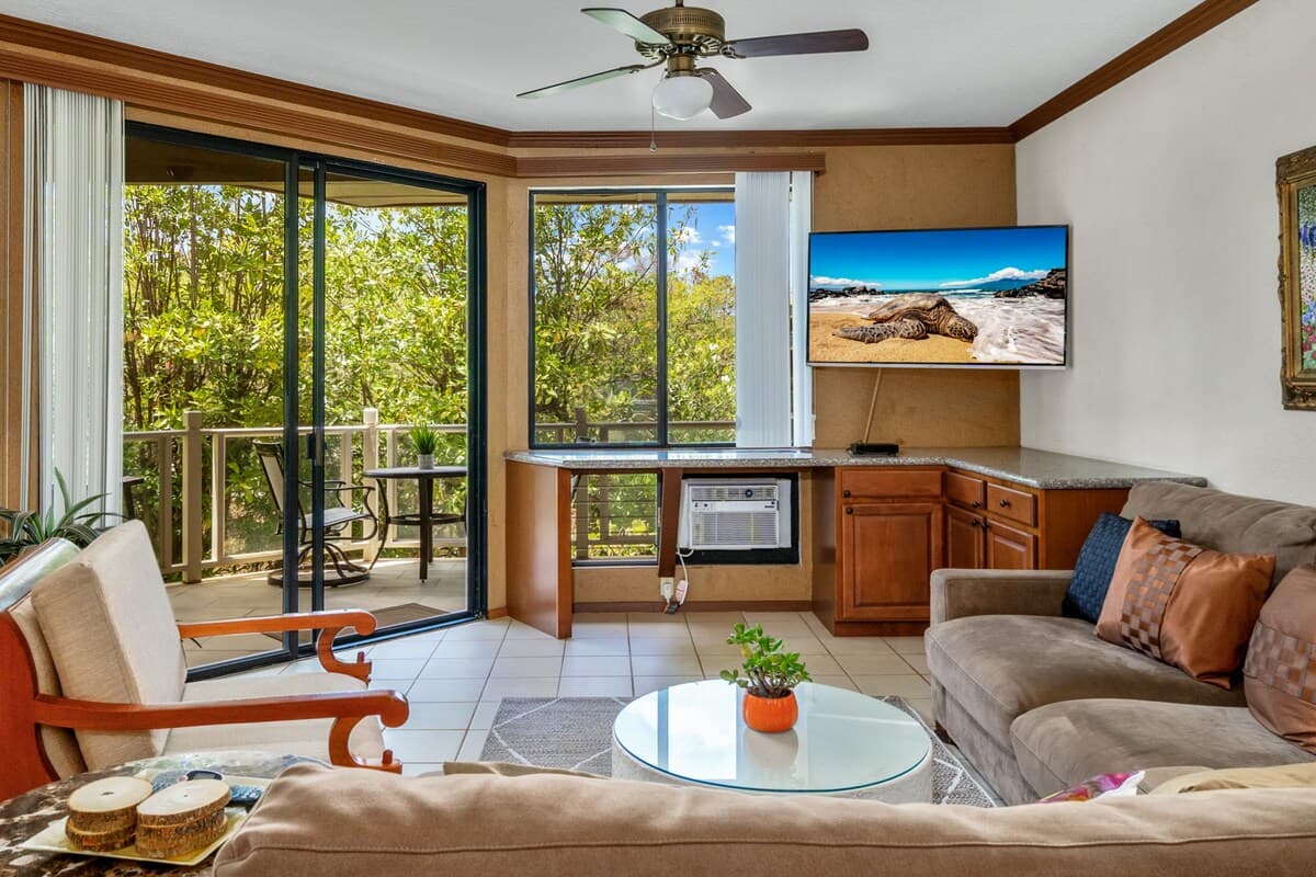 Condo in Kihei · ★4.69 · 1 bedroom · 2 beds · 2 private baths - Photo 5