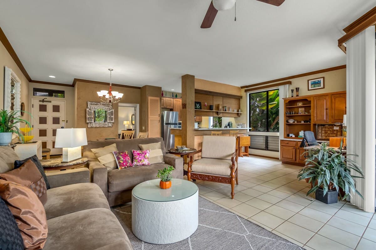 Condo in Kihei · ★4.69 · 1 bedroom · 2 beds · 2 private baths - Photo 3