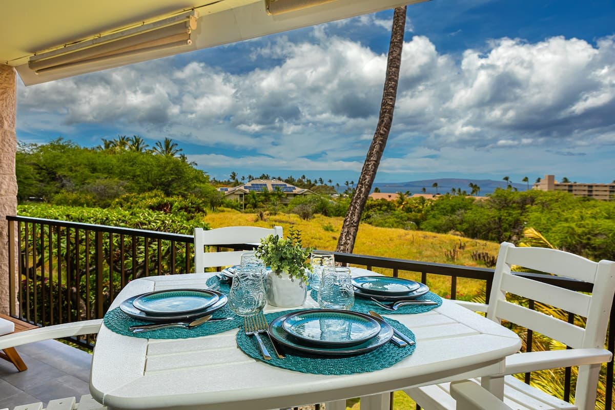 Condo in Kihei · ★4.89 · 1 bedroom · 1 bed · 1 bath - Photo 2