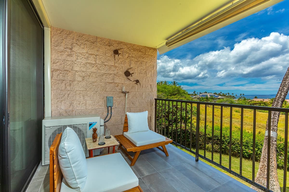 Condo in Kihei · ★4.89 · 1 bedroom · 1 bed · 1 bath - Photo 5