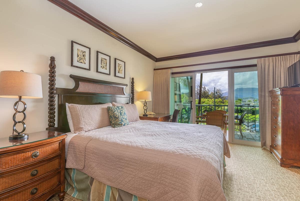 Condo in Kapaa · ★4.8 · 2 bedrooms · 3 beds · 3 baths - Photo 1
