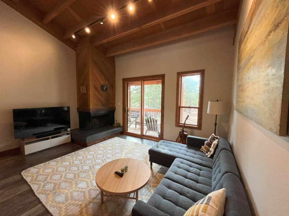 Northstar Hideaway Modern-Rustic Mountain Views - Photo 3