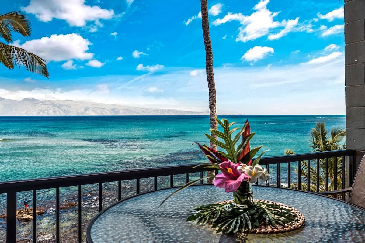 Condo in Lahaina · ★4.83 · 3 bedrooms · 4 beds · 2.5 baths - Photo 1