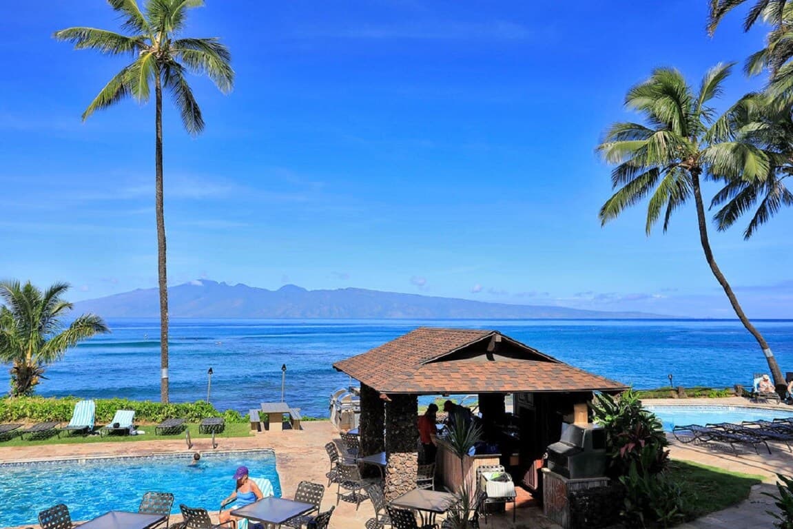 Condo in Lahaina · ★4.8 · 1 bedroom · 1 bed · 1 private bath - Photo 3