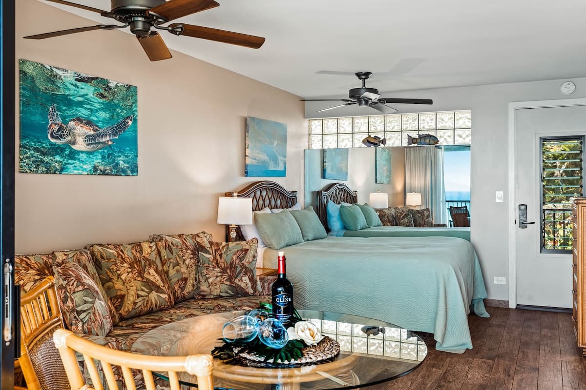 Condo in Lahaina · ★4.76 · 1 bedroom · 1 bed · 1 private bath - Photo 5