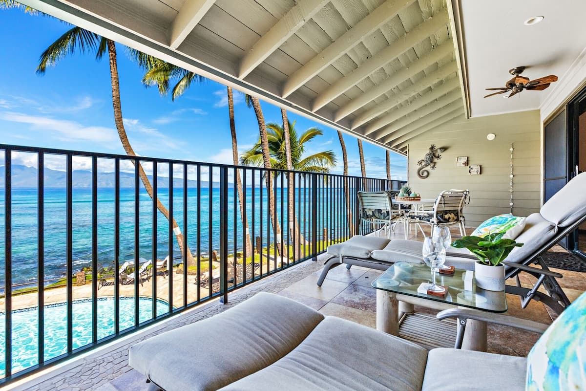 Condo in Lahaina · ★4.86 · 1 bedroom · 1 bed · 1 bath - Photo 1