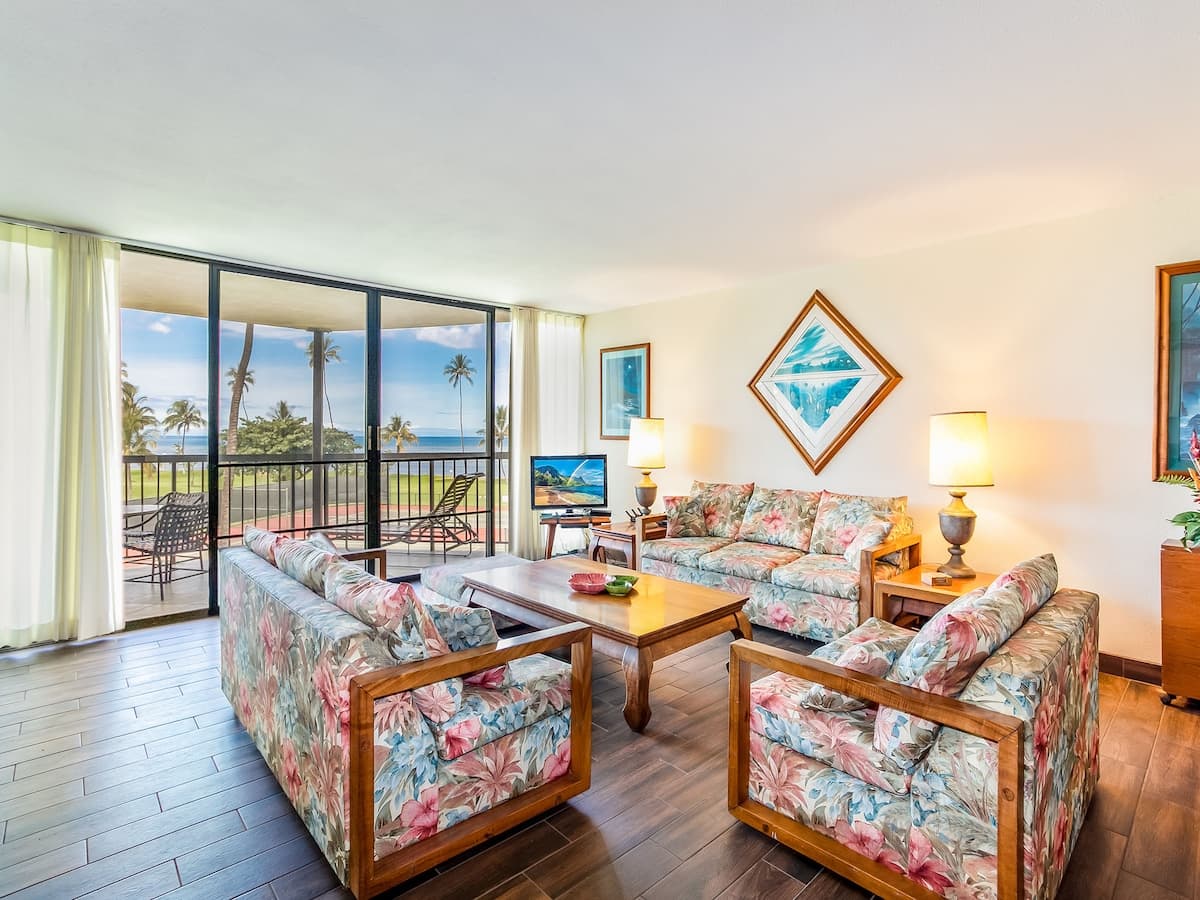 Condo in Kihei · ★4.73 · 3 bedrooms · 5 beds · 3 shared baths - Photo 3
