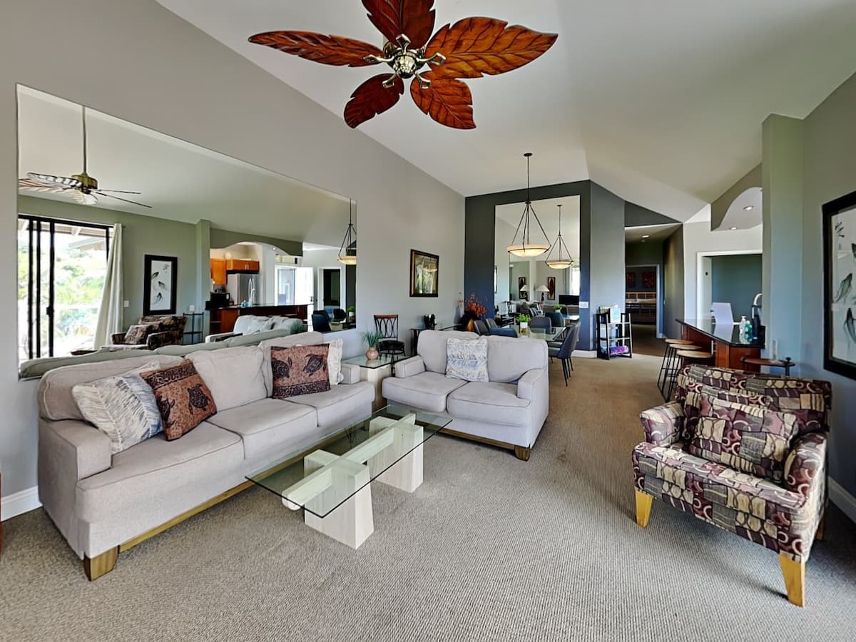 Condo in Wailea · ★4.17 · 3 bedrooms · 4 beds · 2 baths - Photo 3