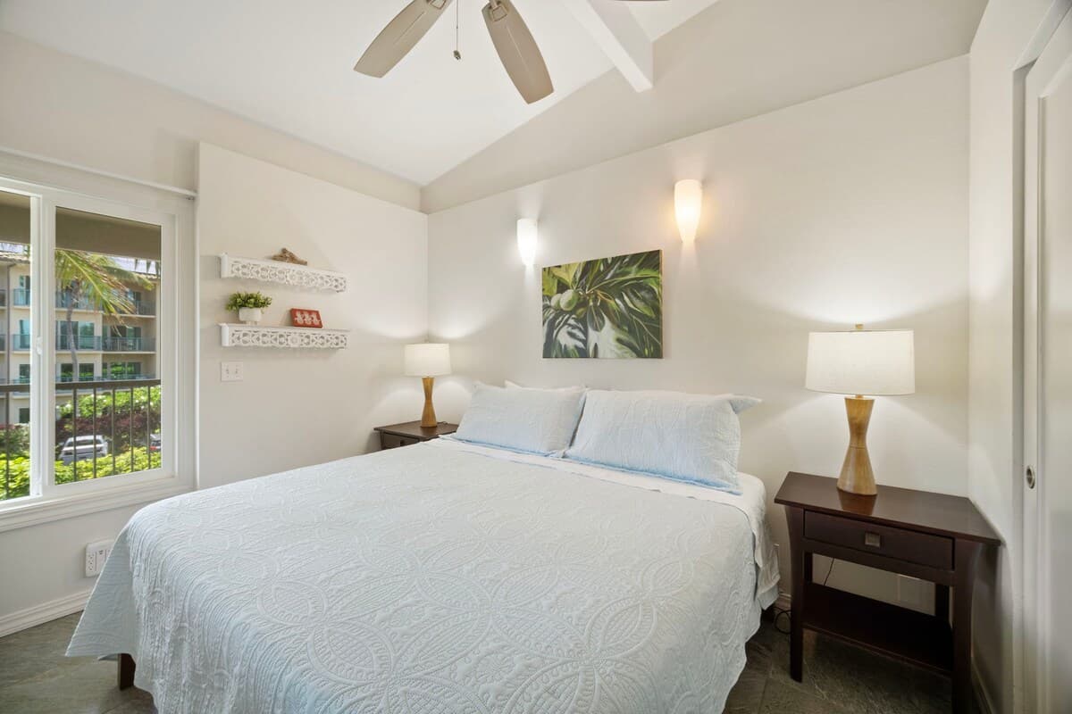 Condo in Kapaa · ★4.67 · 2 bedrooms · 2 beds · 1 private bath - Photo 5