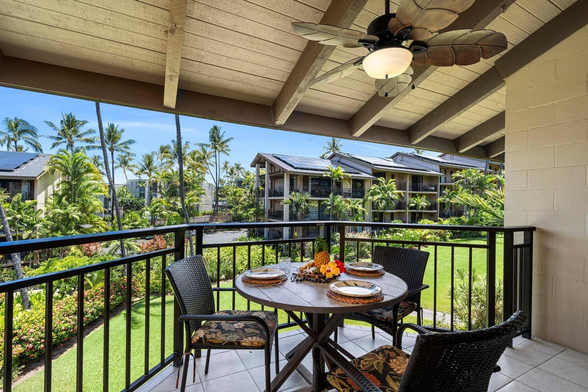 Condo in Kailua-Kona · ★4.8 · 1 bedroom · 4 beds · 1 private bath - Photo 3