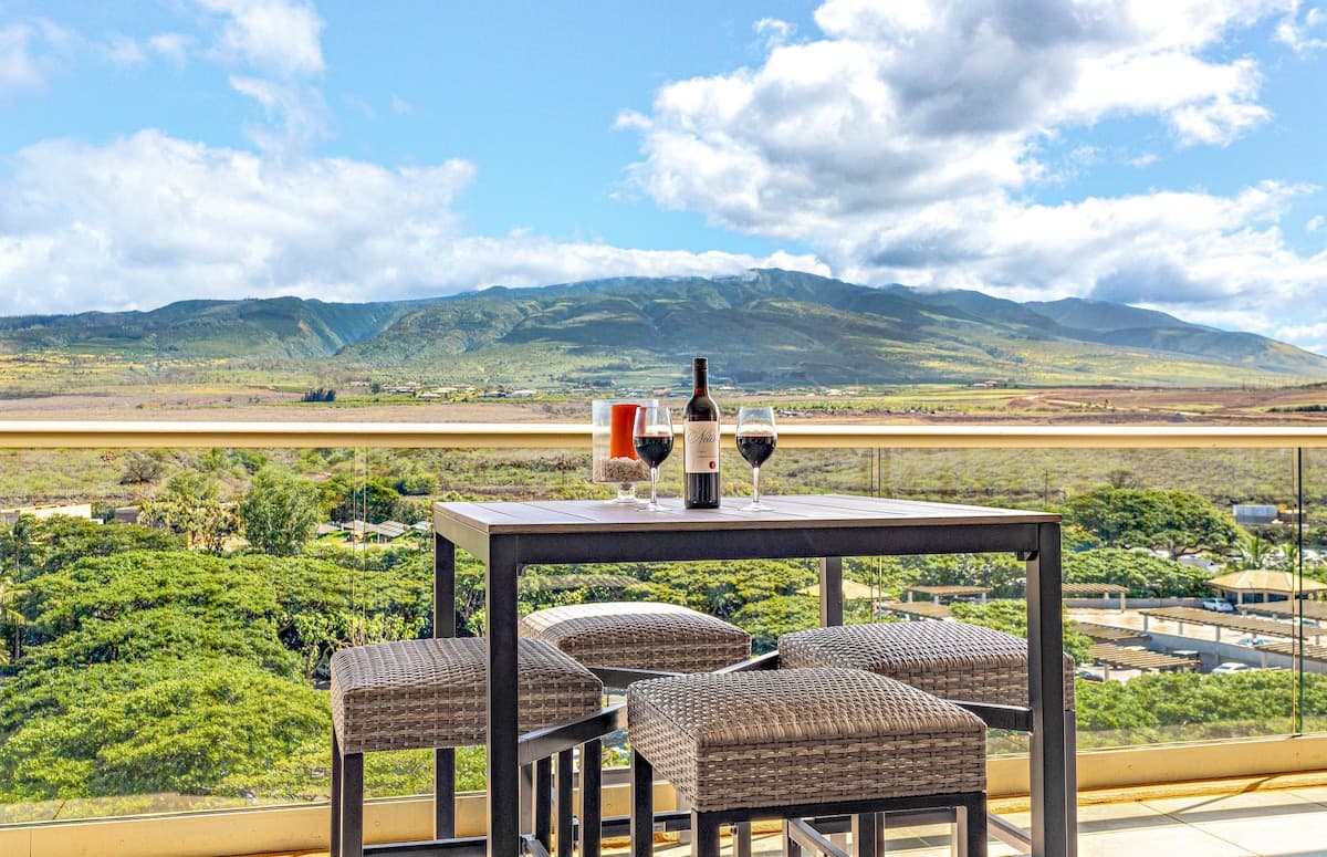 Condo in Lahaina · ★5.0 · 1 bedroom · 2 beds · 1 bath - Photo 3
