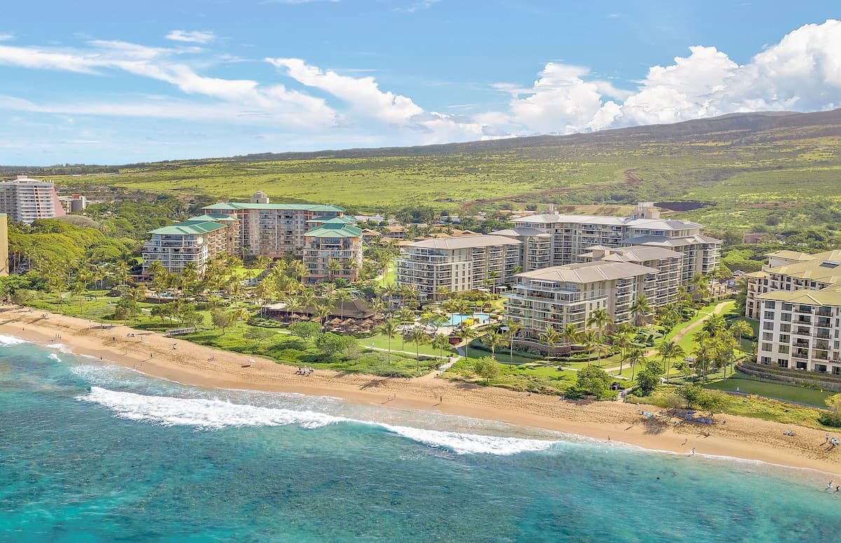 Condo in Lahaina · ★5.0 · 1 bedroom · 2 beds · 1 bath - Photo 1