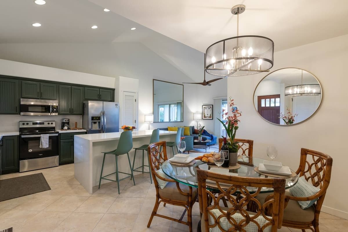 Townhouse in Waimea · ★4.91 · 3 bedrooms · 5 beds · 2 baths - Photo 2