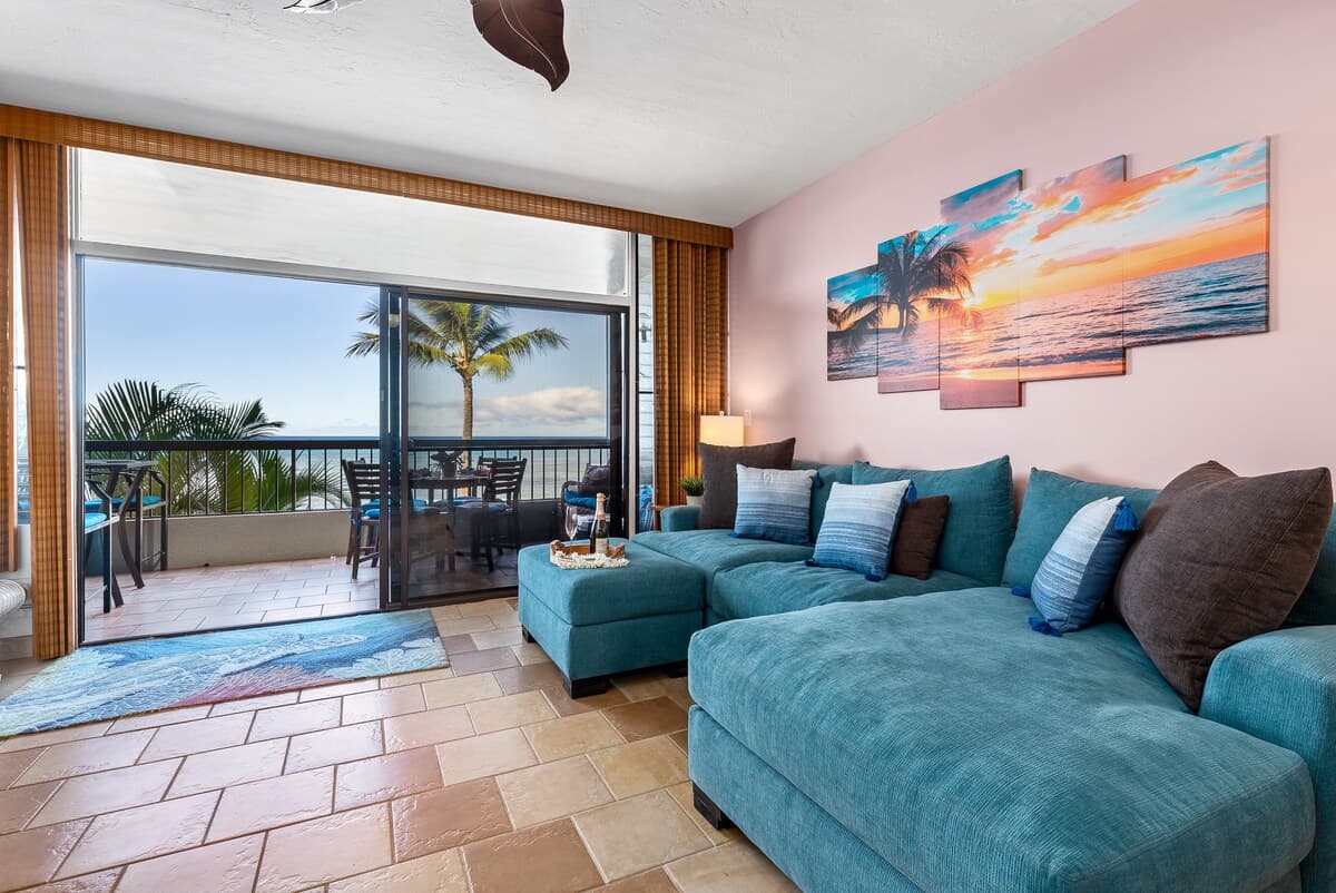 Condo in Lahaina · ★4.8 · 1 bedroom · 2 beds · 1 bath - Photo 3