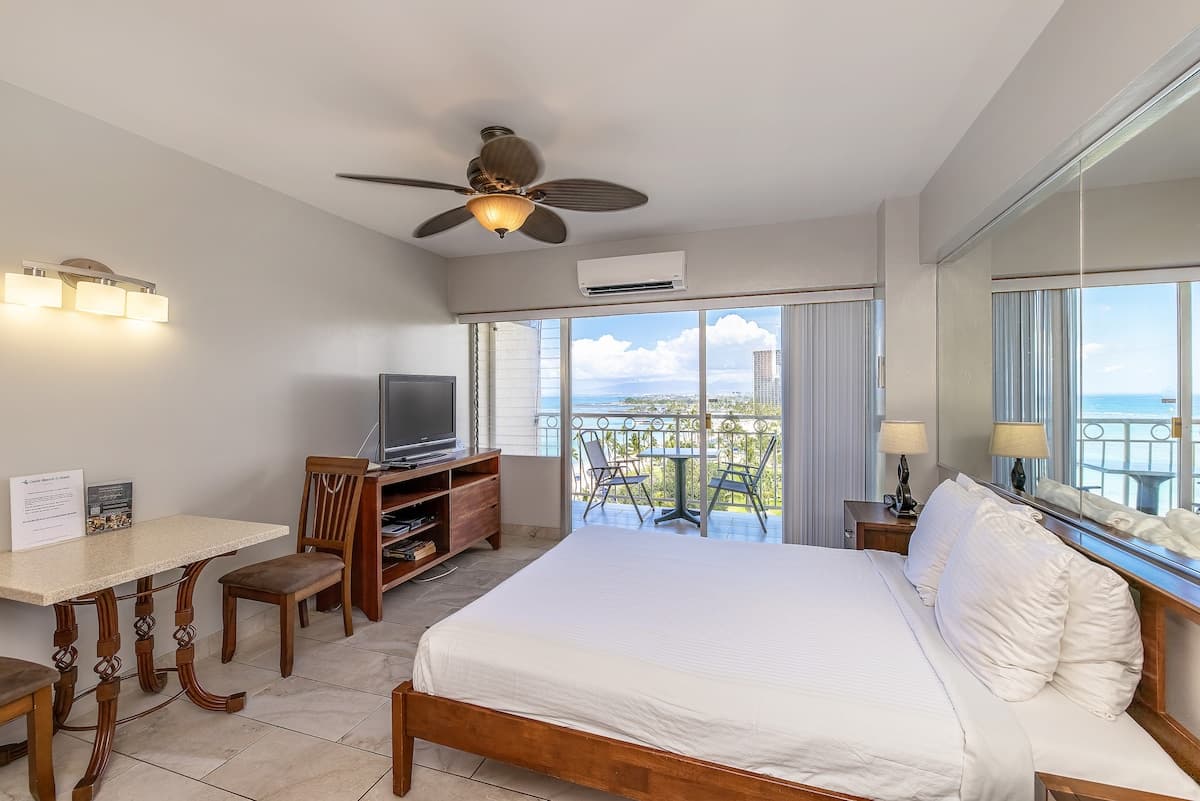 Waikiki Shore 1105 Studio - Photo 3