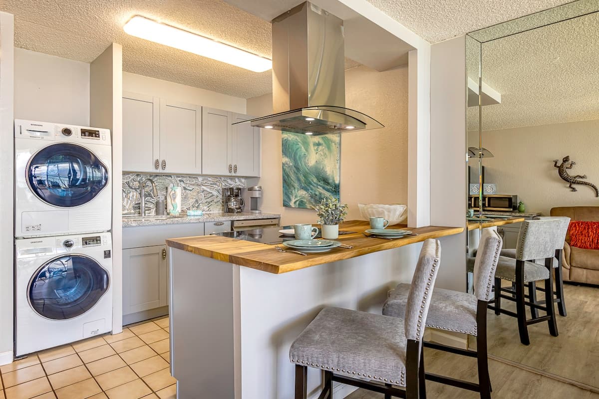 Oceanview1BR w/ lanai and whale views - Photo 4