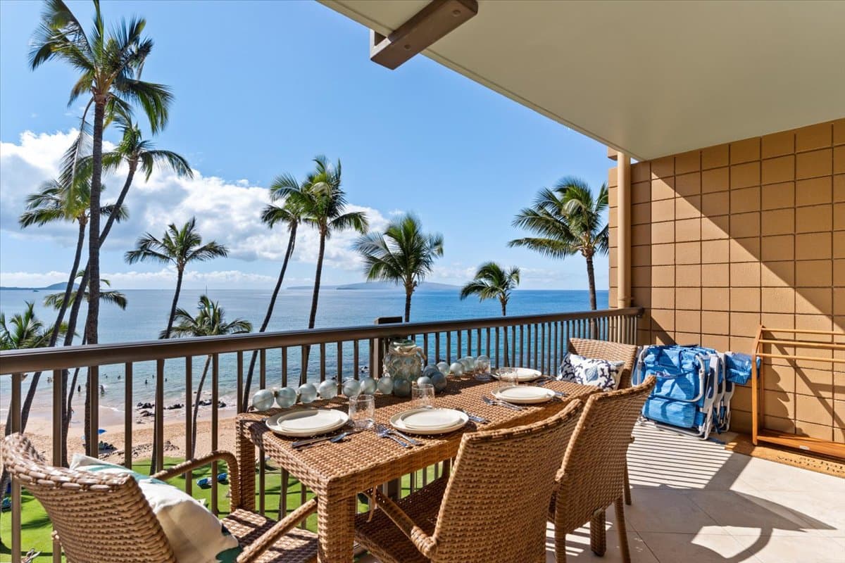 Condo in Kihei · ★4.92 · 2 bedrooms · 3 beds · 2 baths - Photo 4