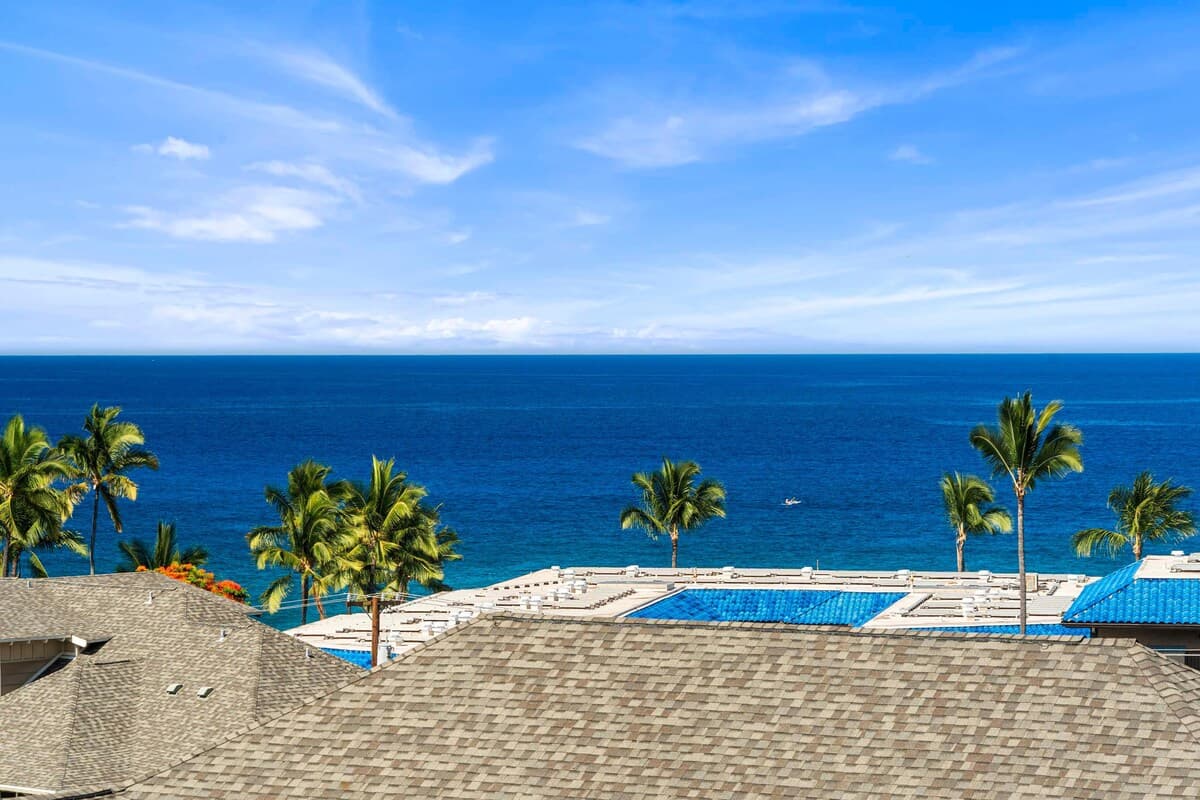 Condo in Kailua-Kona · ★4.71 · 1 bedroom · 2 beds · 1 private bath - Photo 5