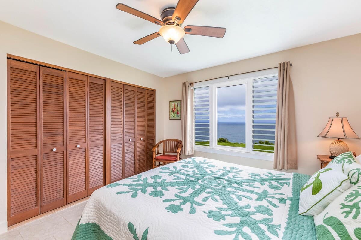 Condo in Princeville · ★4.66 · 2 bedrooms · 2 beds · 2 baths - Photo 4