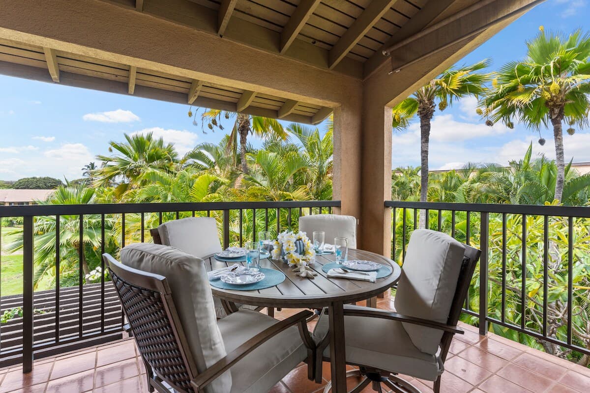 Condo in Kihei · ★4.92 · 1 bedroom · 2 beds · 2 baths - Photo 5
