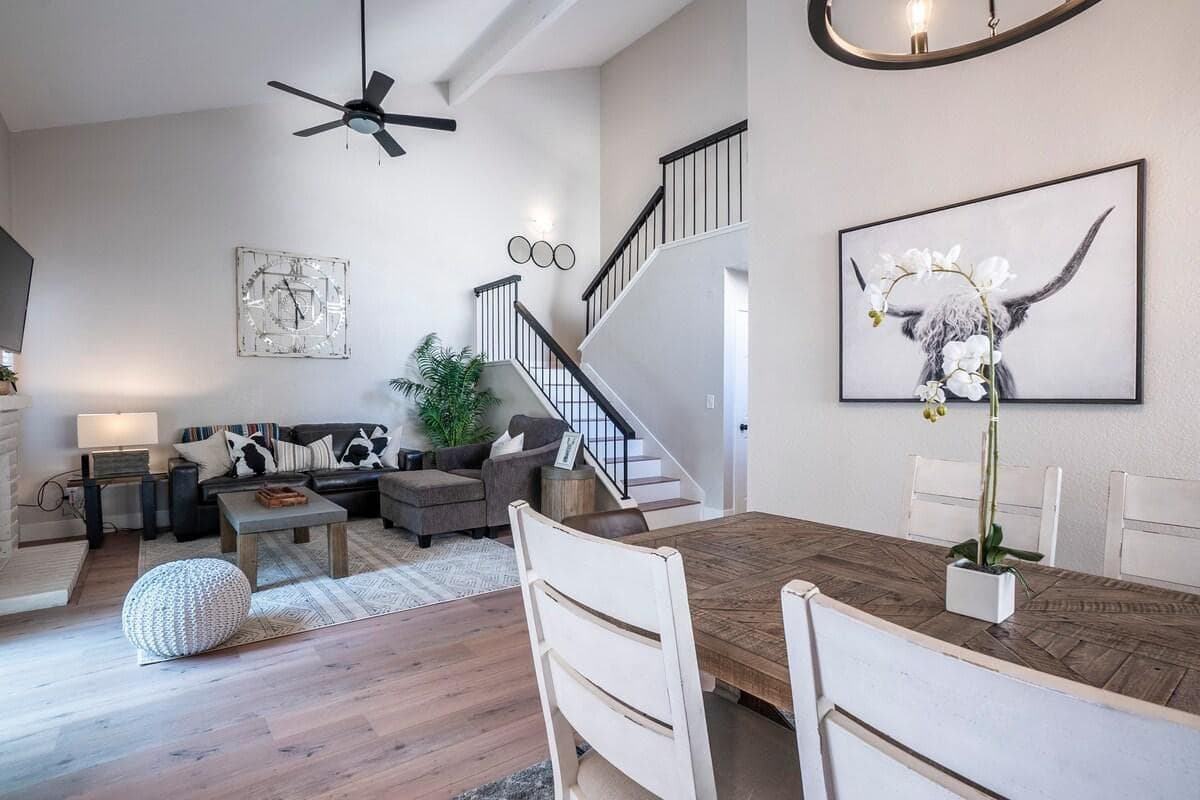 Charming Sacramento Home Near Downtown & I-80 - Photo 3