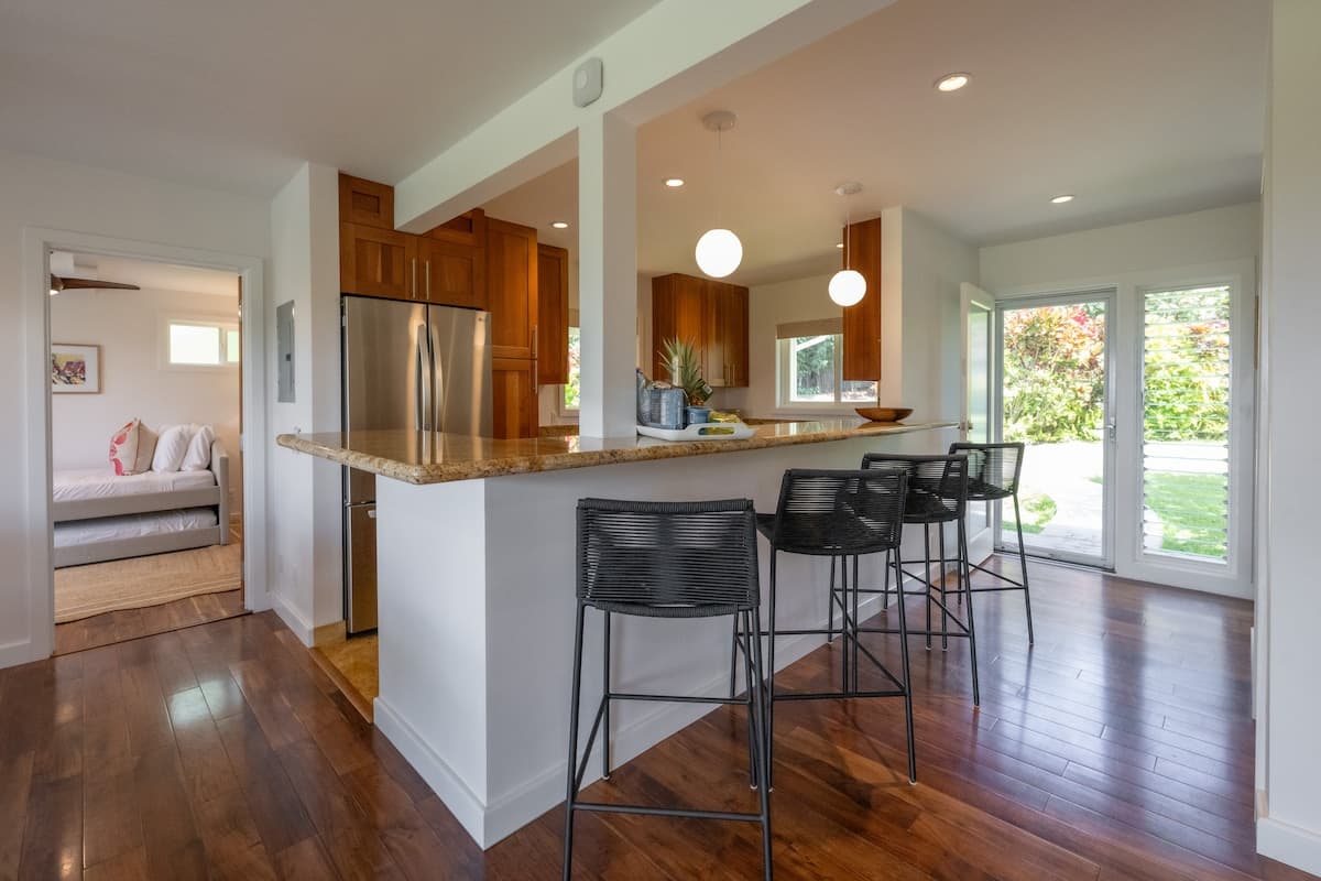 Condo in Lahaina · ★5.0 · 3 bedrooms · 5 beds · 3 baths - Photo 5
