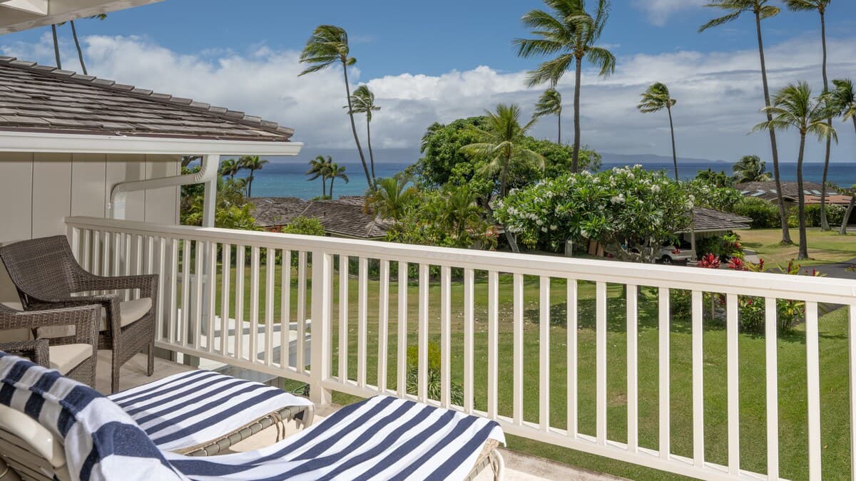 Condo in Lahaina · ★5.0 · 3 bedrooms · 5 beds · 3 baths - Photo 1