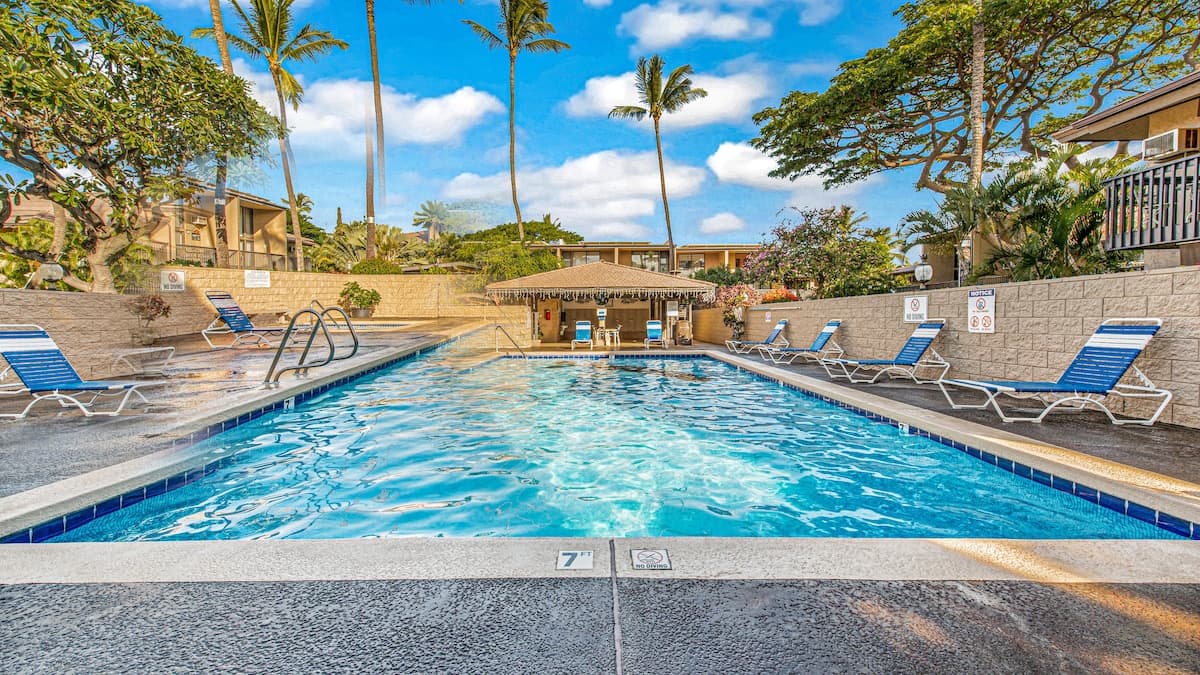 Condo in Kihei · ★4.81 · 2 bedrooms · 3 beds · 2 shared baths - Photo 5
