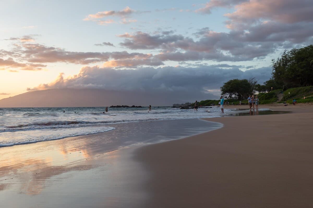 Condo in Kihei · ★4.68 · 3 bedrooms · 5 beds · 3 shared baths - Photo 4