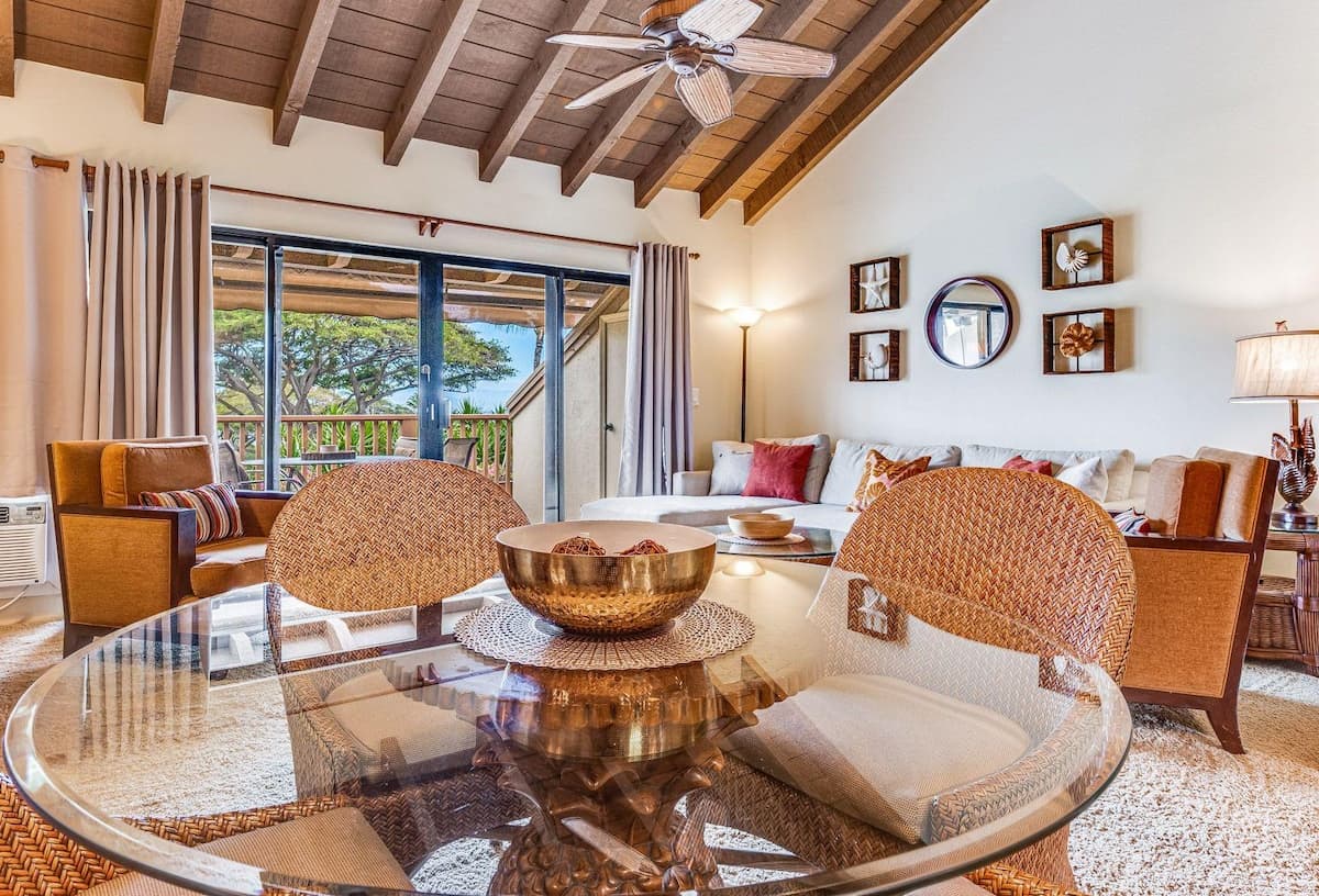 Condo in Kihei · ★4.3 · 2 bedrooms · 3 beds · 2 shared baths - Photo 2