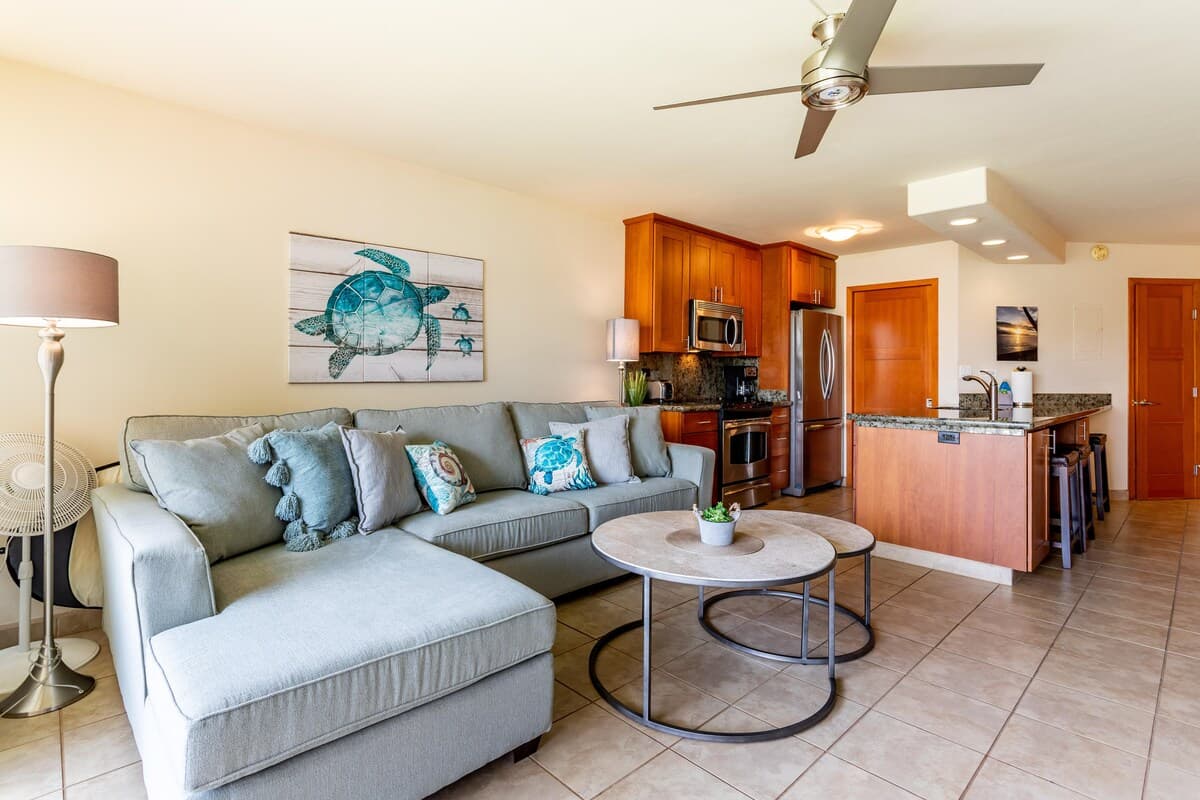 Condo in Kihei · ★4.33 · 1 bedroom · 3 beds · 2 shared baths - Photo 2