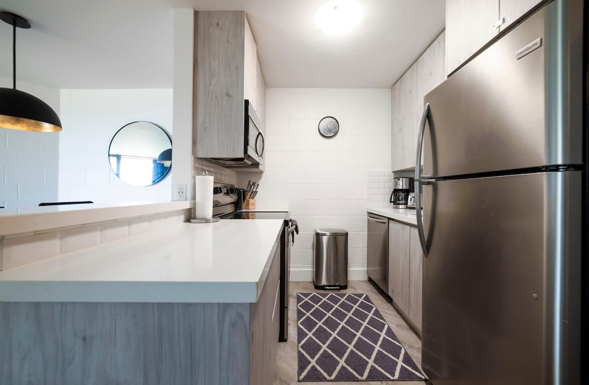 Condo in Kihei · ★4.92 · 1 bedroom · 2 beds · 1 bath - Photo 3